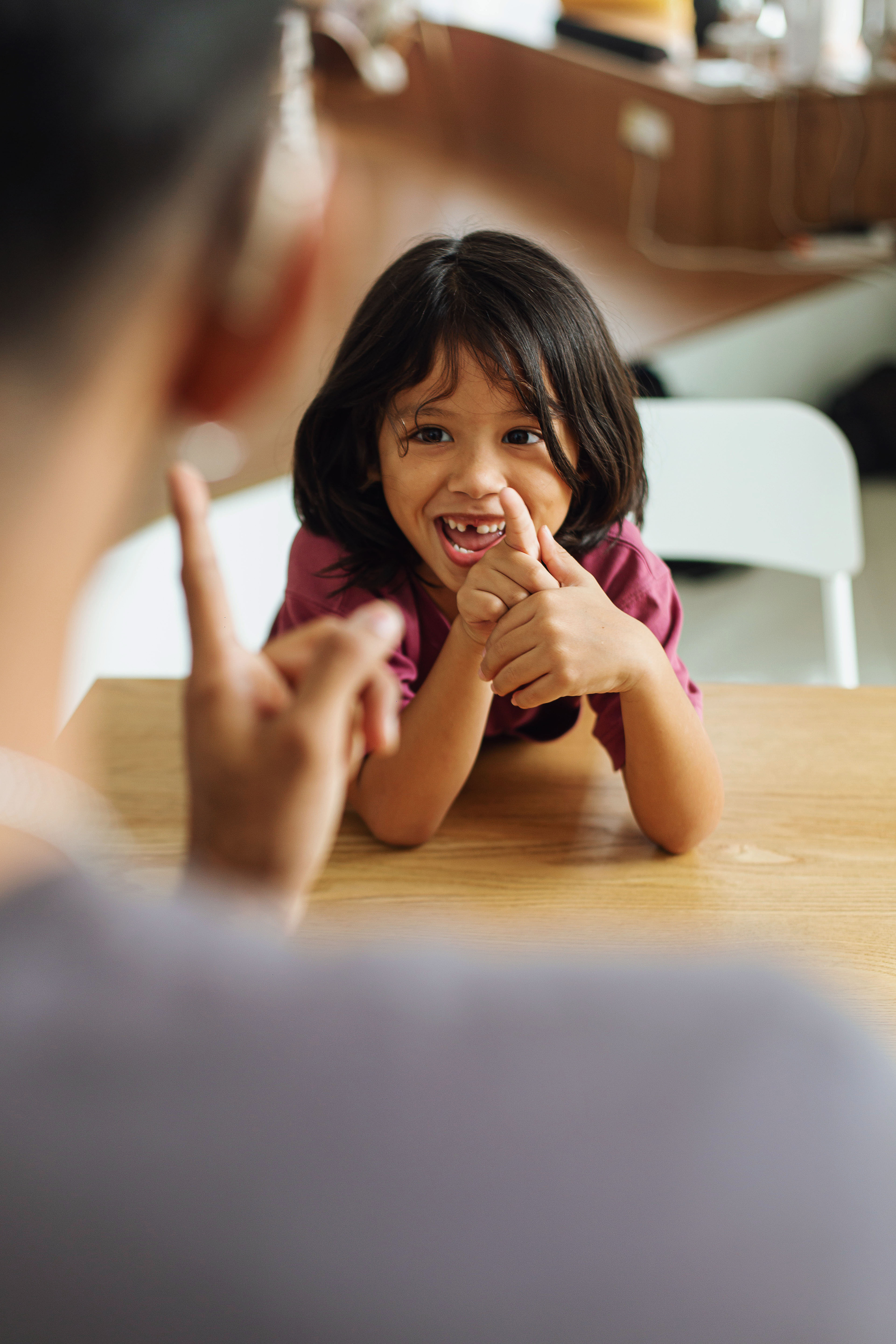 Kid Learning Sign Language 